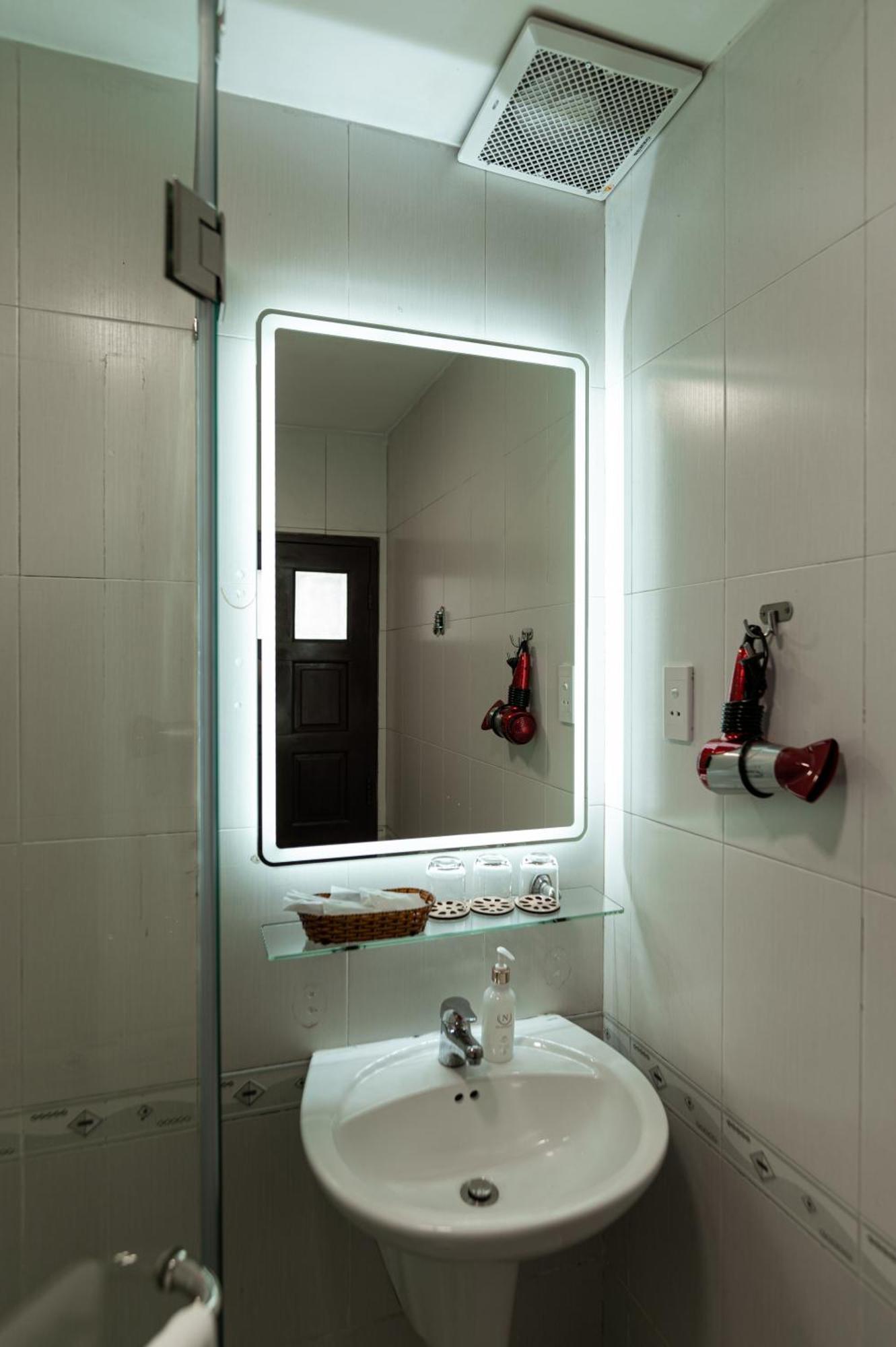Lantern Hotel Ho Şi Min Dış mekan fotoğraf
